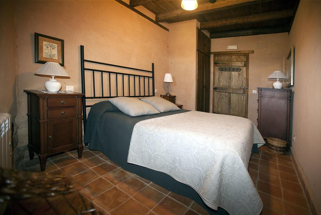 Casa Rural Las Aguedas Murias de Rechivaldo Chambre photo